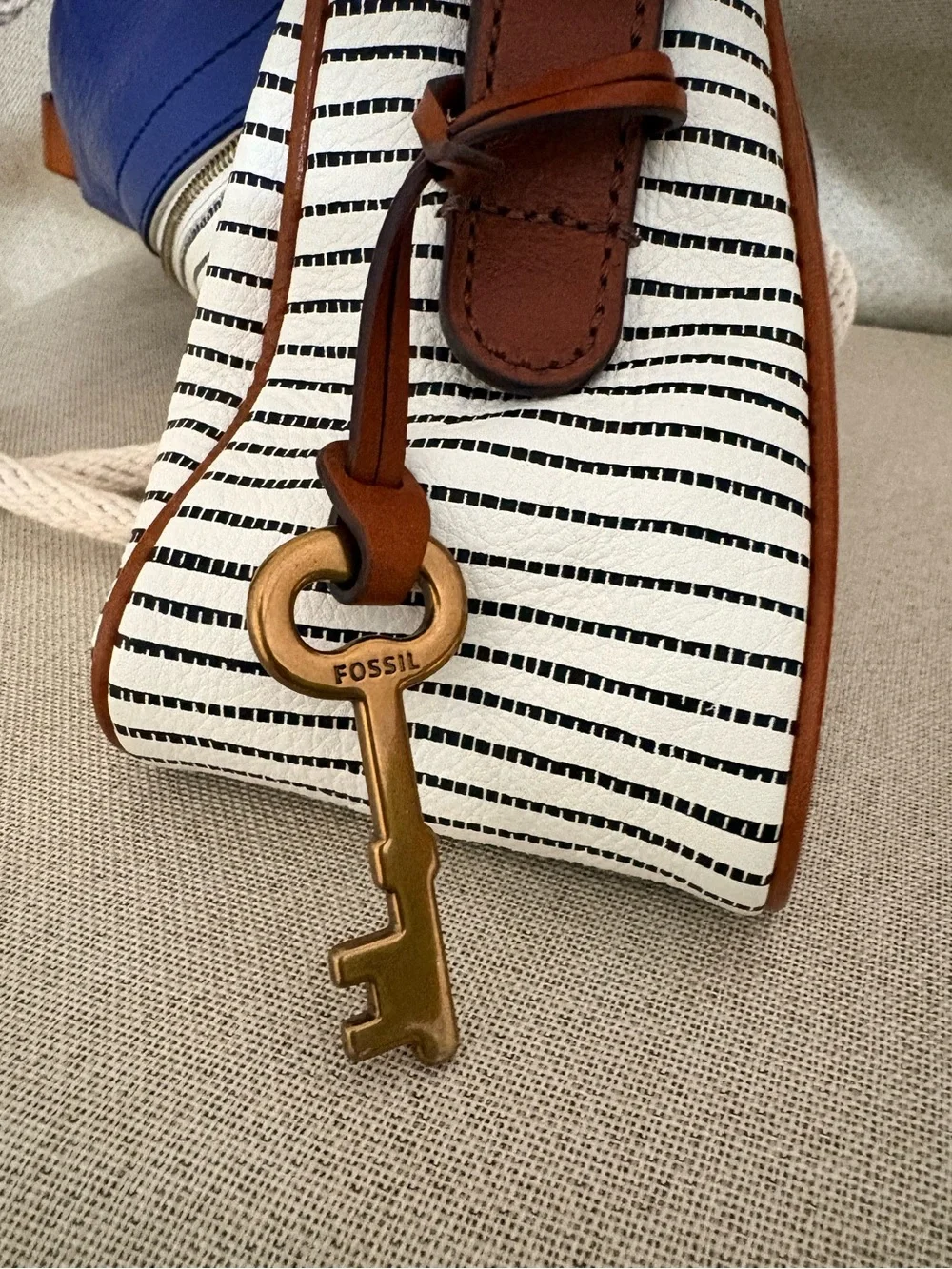 Fossil Cowhide Leather Nautical Stripe Shoulder Bag Blue White Adjustable Strap